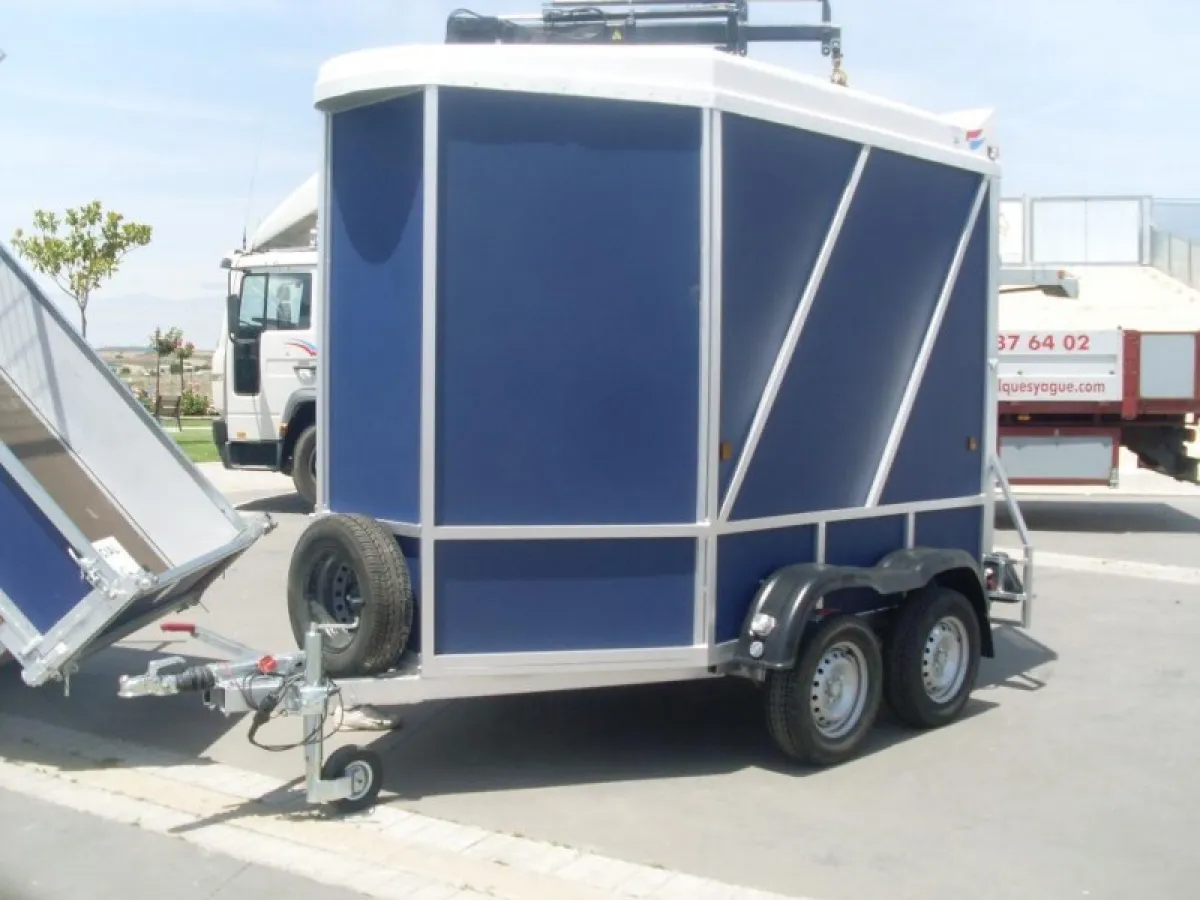 Remolque isotermo doble eje Yagüe